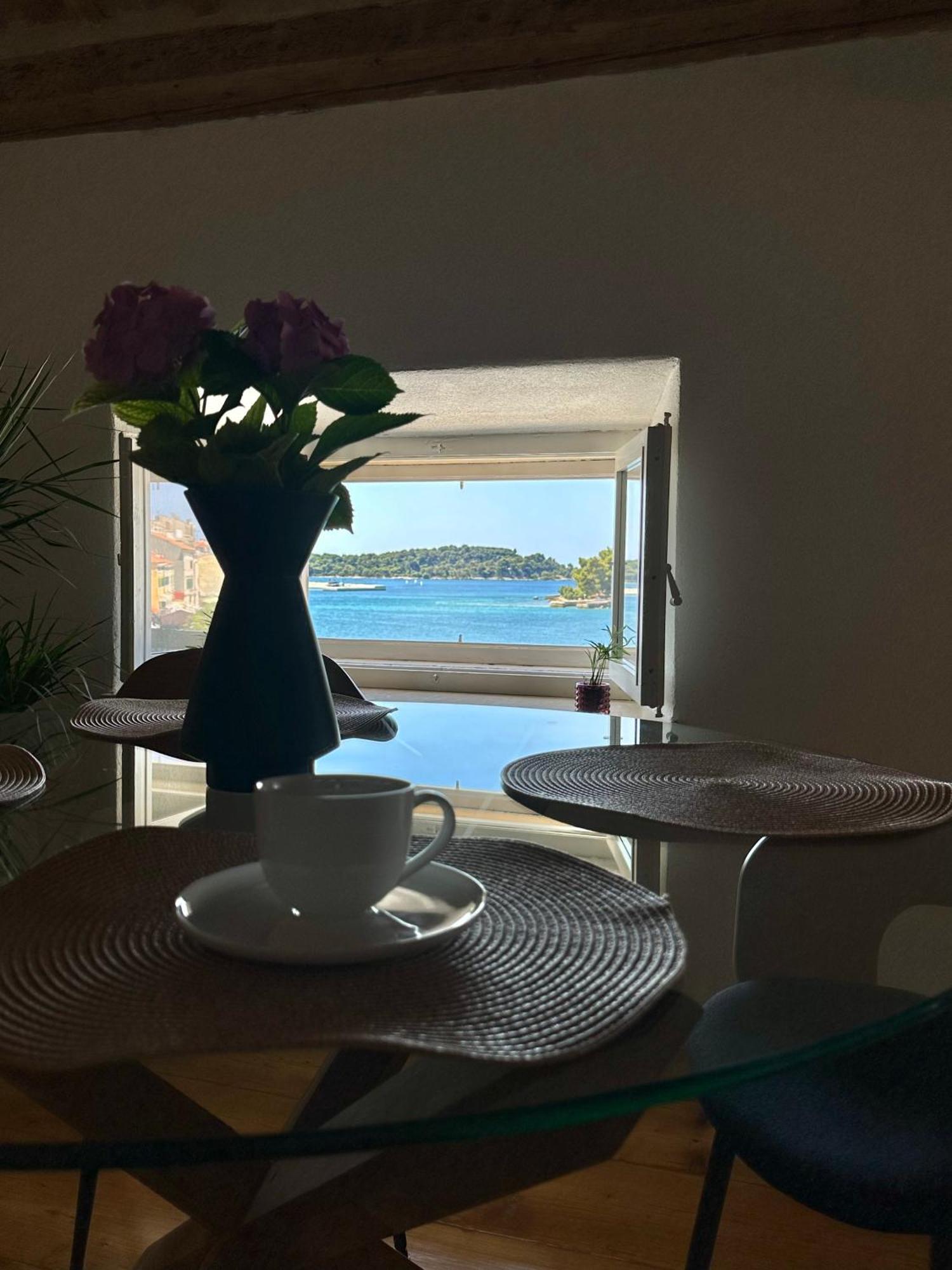 Apartment Luka 로비니 외부 사진