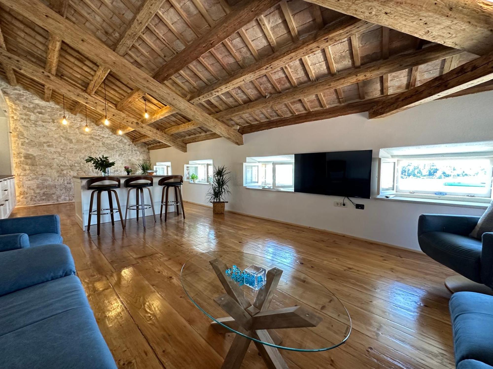 Apartment Luka 로비니 외부 사진