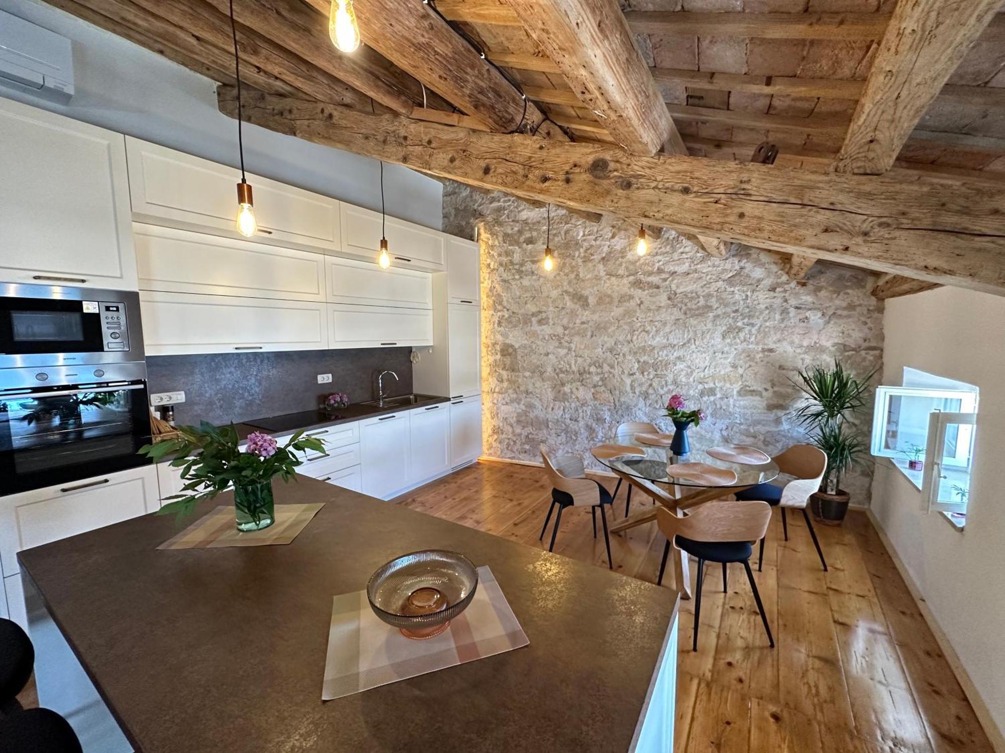 Apartment Luka 로비니 외부 사진